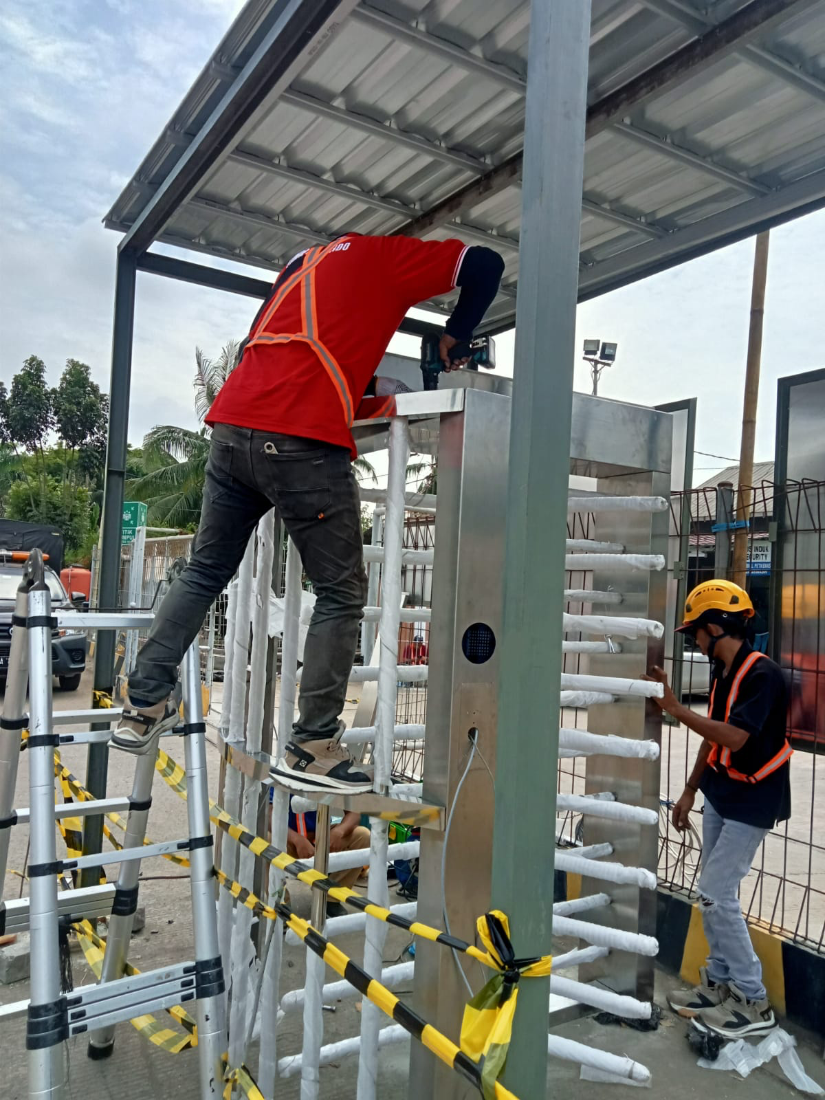 Pemasangan Turnstile